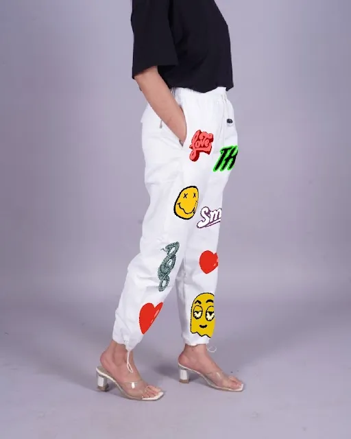 Love Smiley Women's White Adjustable Cargo Pants