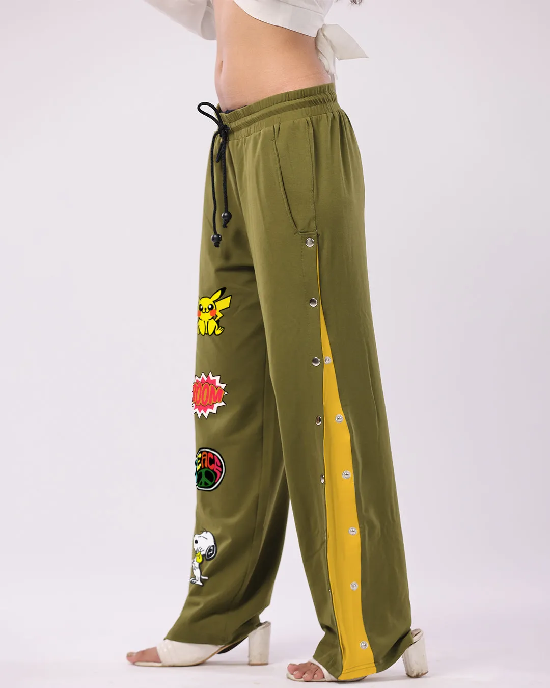 Olive Snap Button Women's Cotton Cargo Pants for the Trendy Woman